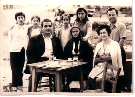 Dedo Vasil, Baba Stiljantsa i Teta Lena